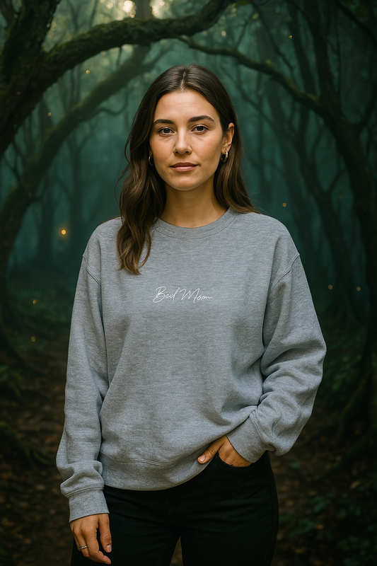 Klassischer Unisex Pullover mit Rundhalsausschnitt "Bad Mom"