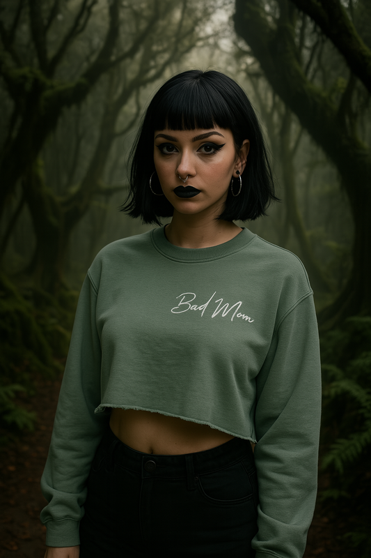 Damen Cropped Pullover "Bad Mom"